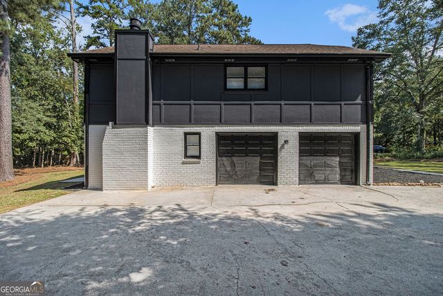 2180 E Chester Circle SE, Conyers, GA 30013