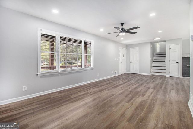 2180 E Chester Circle SE, Conyers, GA 30013