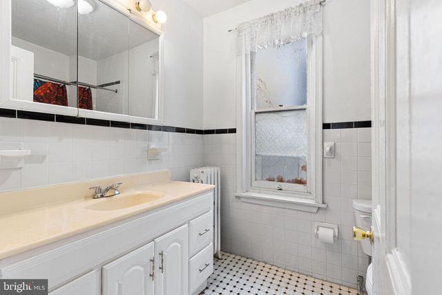 4316 PINE ST, Philadelphia, PA 19104