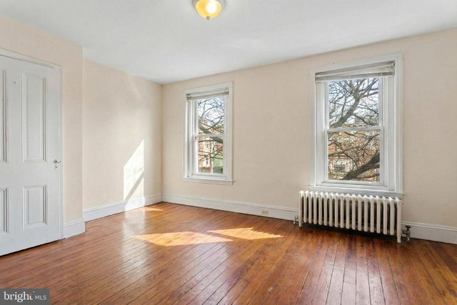 4316 PINE ST, Philadelphia, PA 19104