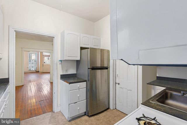 4316 PINE ST, Philadelphia, PA 19104