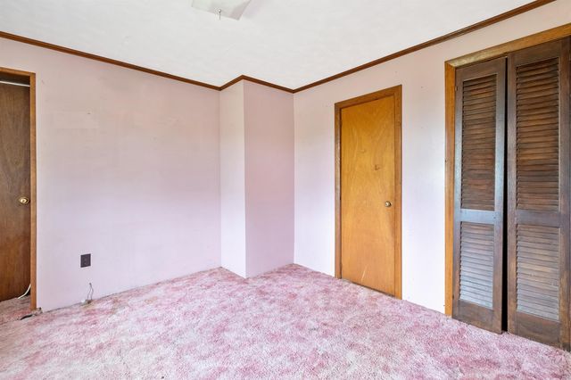 560 River Road, Berkshire, VT 05457