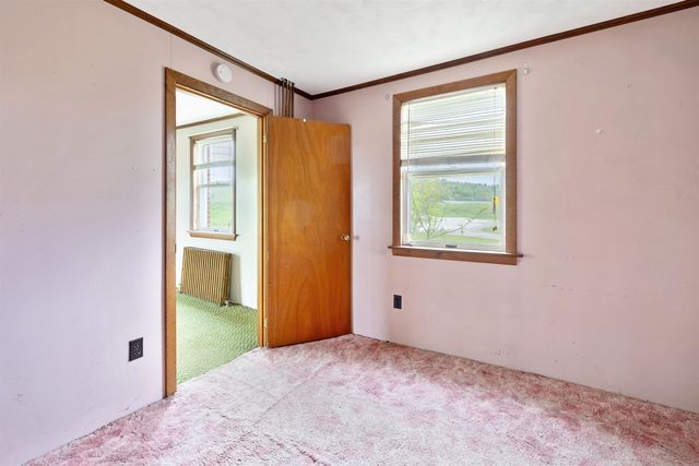 560 River Road, Berkshire, VT 05457