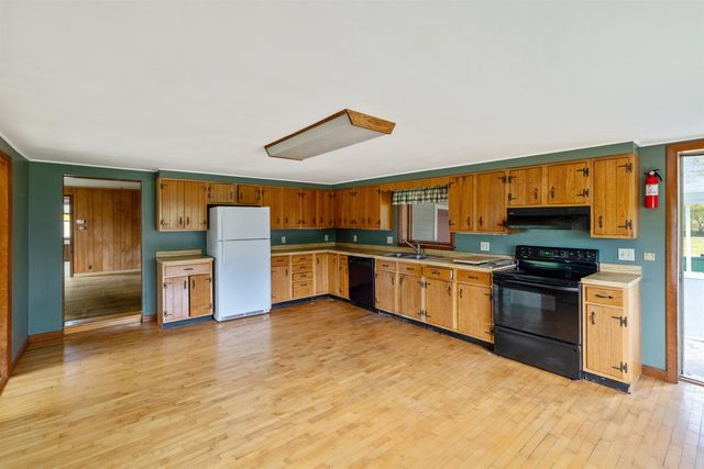 560 River Road, Berkshire, VT 05457