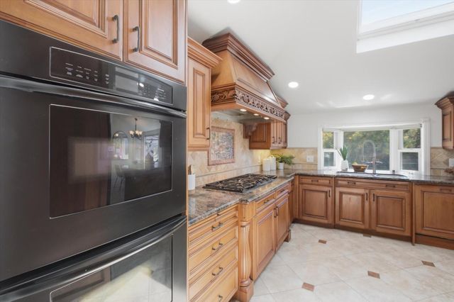 725 Vonna Court, San Jose, CA 95123