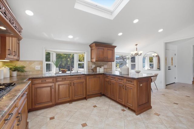 725 Vonna Court, San Jose, CA 95123