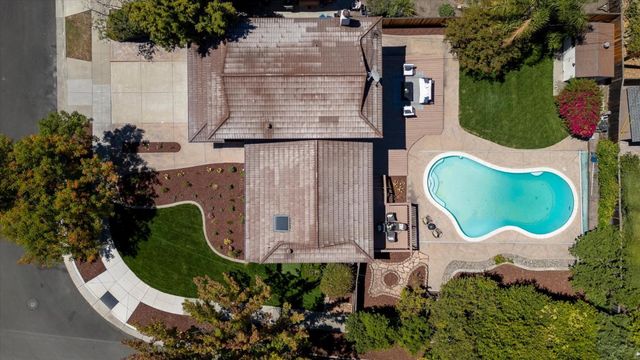 725 Vonna Court, San Jose, CA 95123