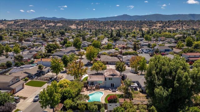 725 Vonna Court, San Jose, CA 95123