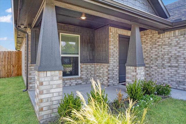 2111 Wyldewood Way, Sherman, TX 75092