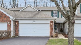 628 King Court 628, East Dundee, IL 60118