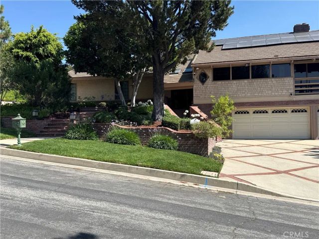 325 Roughrider Road, La Verne, CA 91750