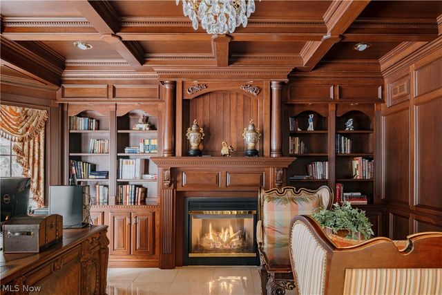 2140 County Line Road, Gates Mills, OH 44040