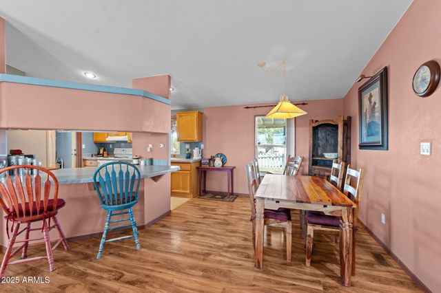 25124 W SADDLE MOUNTAIN Road, Morristown, AZ 85342