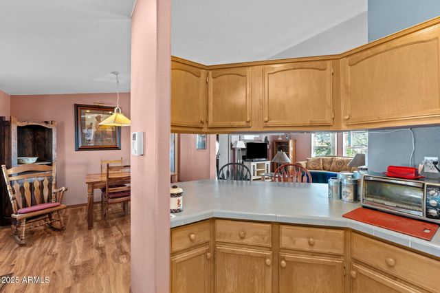 25124 W SADDLE MOUNTAIN Road, Morristown, AZ 85342