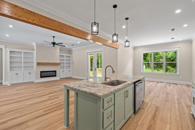 48 Buckskin Dr., Hattiesburg, MS 39402
