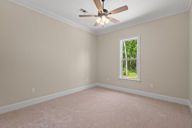 48 Buckskin Dr., Hattiesburg, MS 39402