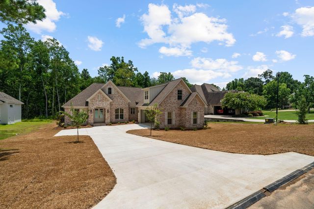 48 Buckskin Dr., Hattiesburg, MS 39402