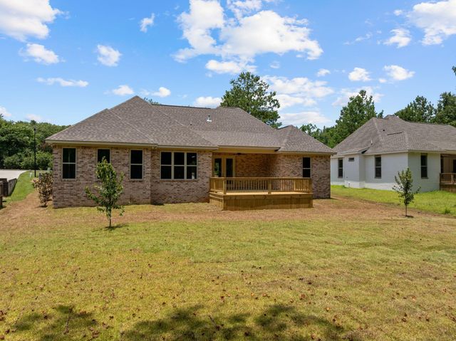 48 Buckskin Dr., Hattiesburg, MS 39402