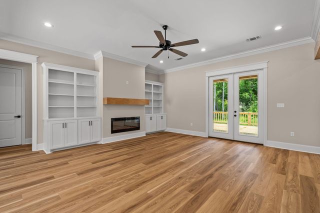 48 Buckskin Dr., Hattiesburg, MS 39402