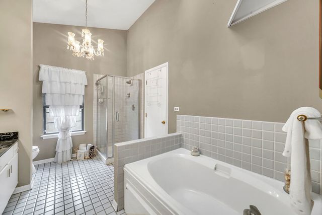 357 Arquilla Court, Bloomingdale, IL 60108