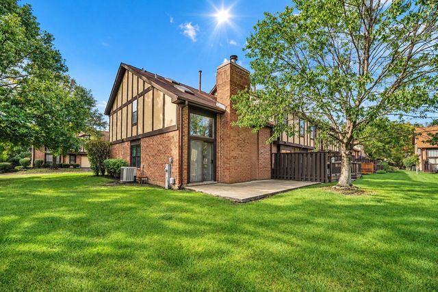 357 Arquilla Court, Bloomingdale, IL 60108