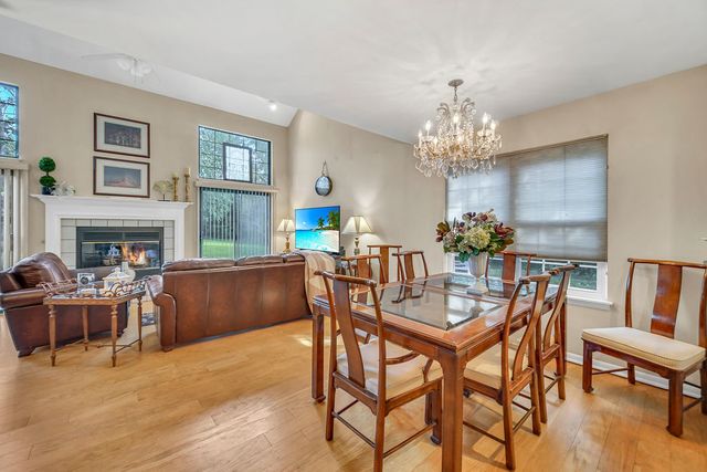 357 Arquilla Court, Bloomingdale, IL 60108