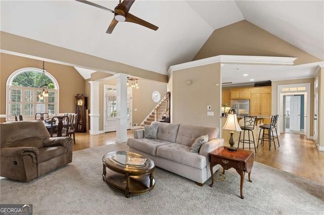 4074 Hickory Fairway Drive, Woodstock, GA 30188