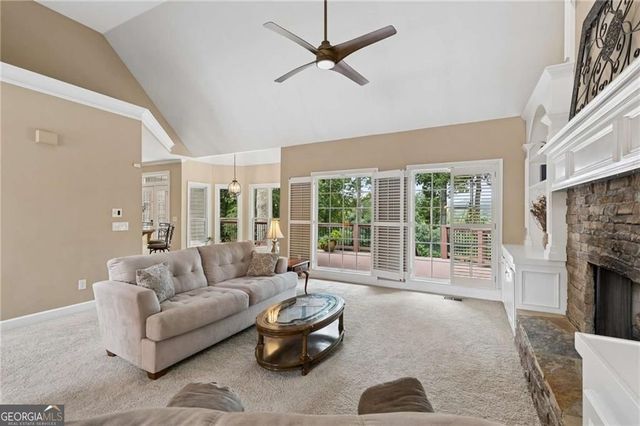 4074 Hickory Fairway Drive, Woodstock, GA 30188