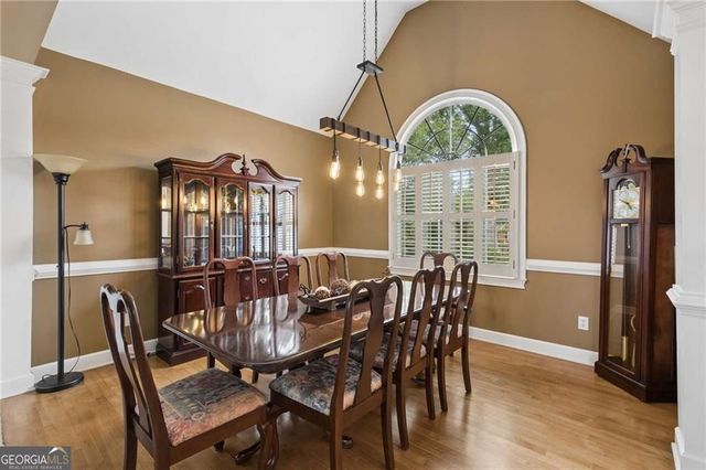 4074 Hickory Fairway Drive, Woodstock, GA 30188
