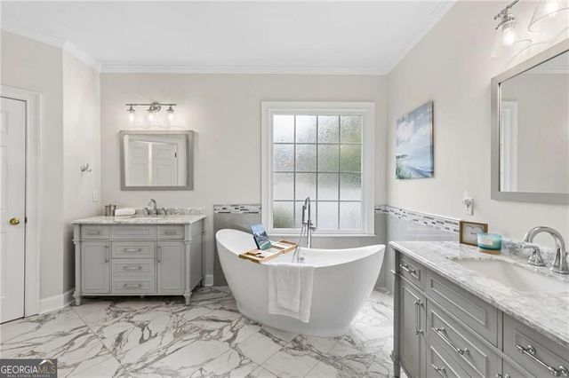4074 Hickory Fairway Drive, Woodstock, GA 30188