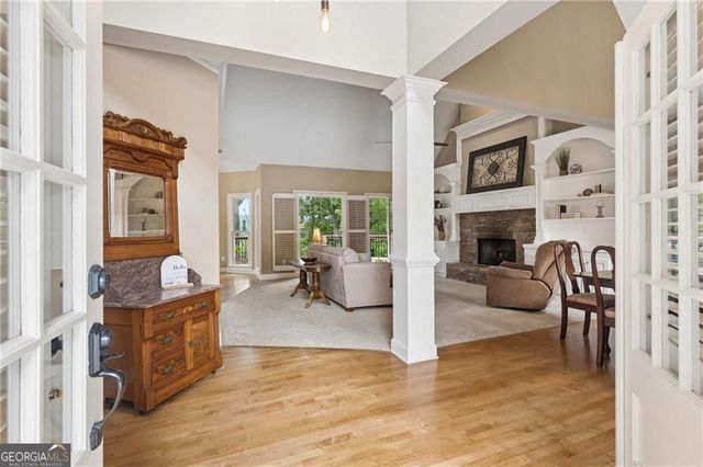 4074 Hickory Fairway Drive, Woodstock, GA 30188