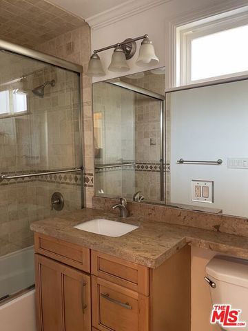 309 Broadway Street 18, Venice, CA 90291