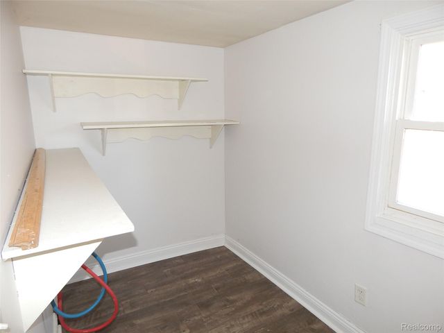 2711 Cherry Street, Port Huron, MI 48060