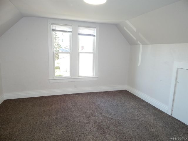 2711 Cherry Street, Port Huron, MI 48060