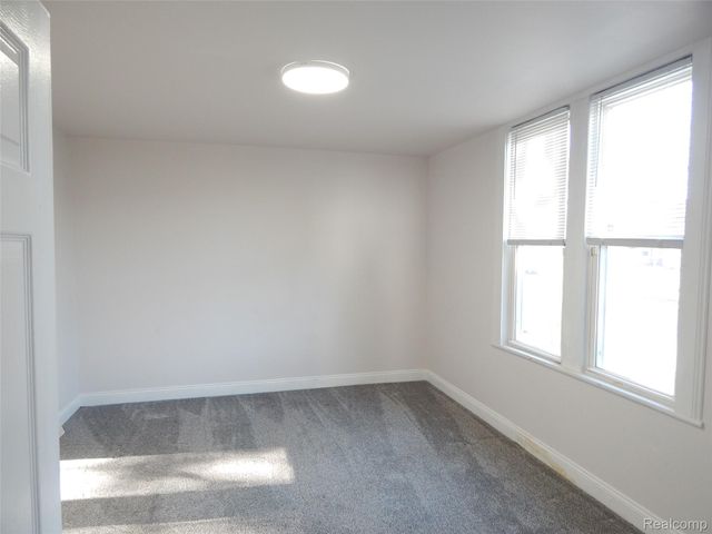 2711 Cherry Street, Port Huron, MI 48060