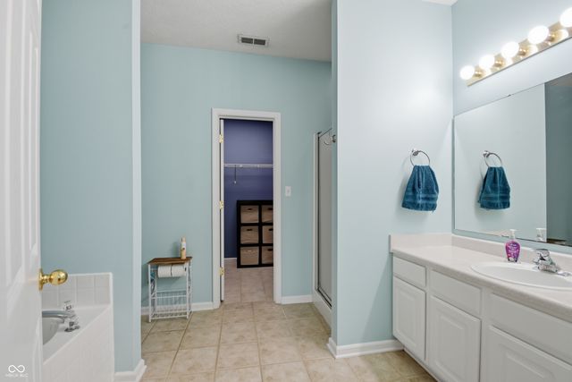 17038 Harbinger Court, Westfield, IN 46062