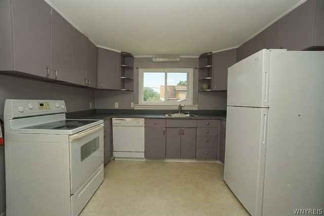1124 Maple Avenue, Niagara Falls, NY 14305