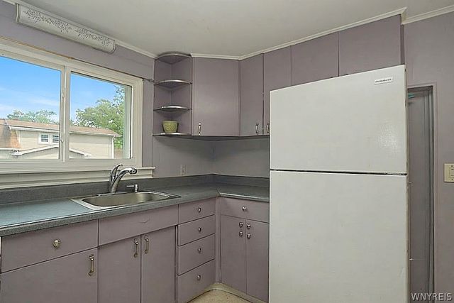 1124 Maple Avenue, Niagara Falls, NY 14305