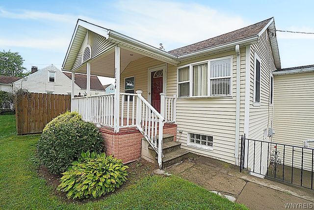 1124 Maple Avenue, Niagara Falls, NY 14305