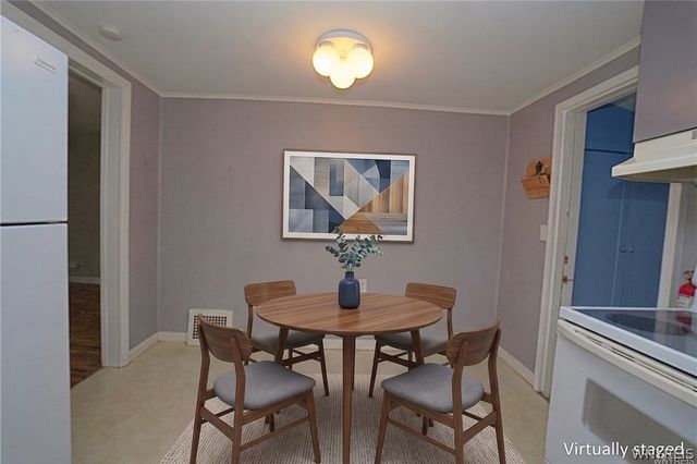 1124 Maple Avenue, Niagara Falls, NY 14305
