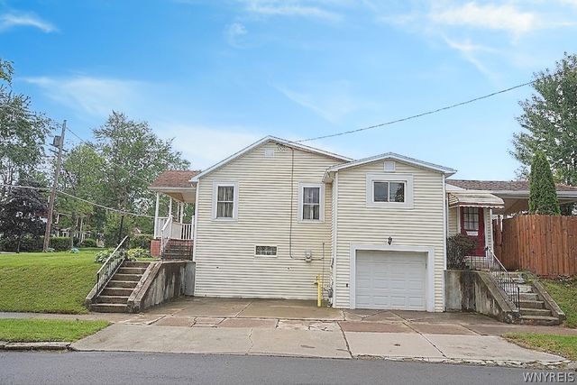 1124 Maple Avenue, Niagara Falls, NY 14305