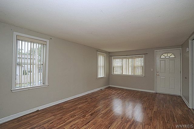 1124 Maple Avenue, Niagara Falls, NY 14305