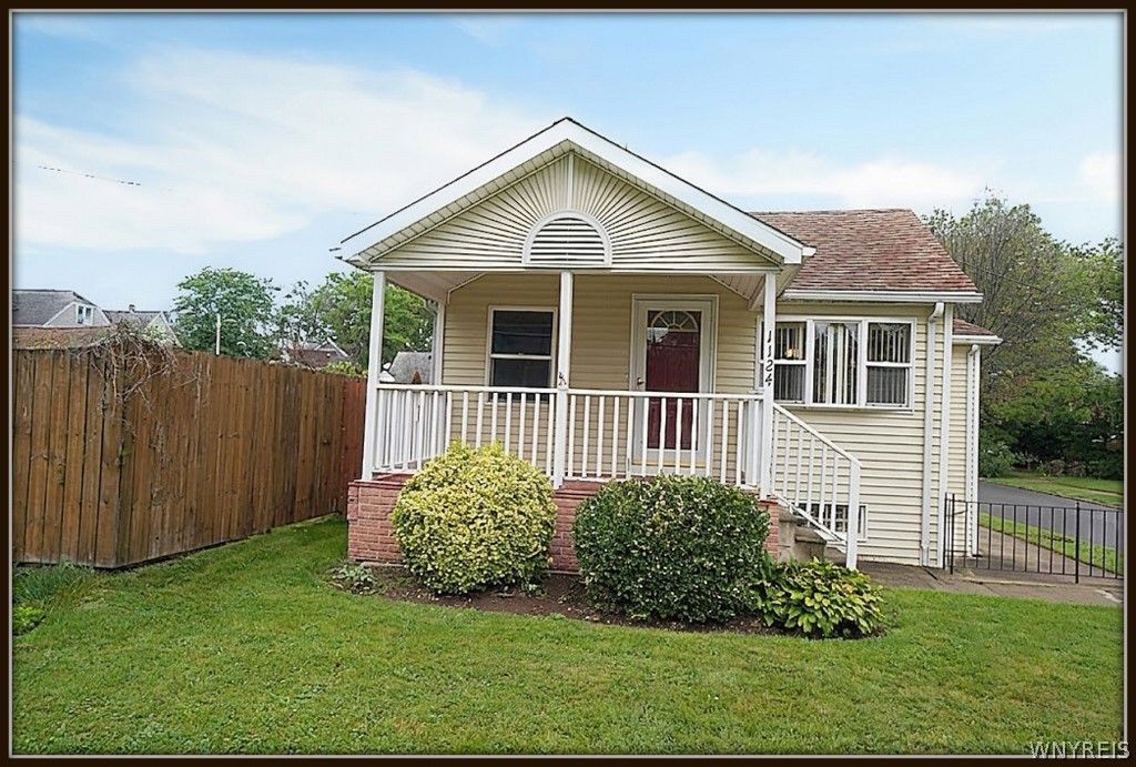 1124 Maple Avenue, Niagara Falls, NY 14305
