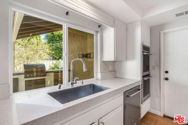 1316 Avenida De Cortez, Pacific Palisades (los Angeles), CA 90272