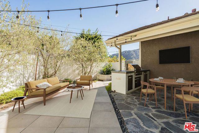 1316 Avenida De Cortez, Pacific Palisades (los Angeles), CA 90272
