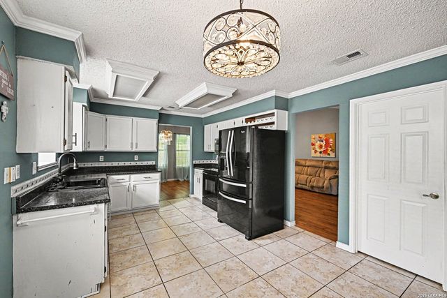 3624 Scenic, Schertz, TX 78108
