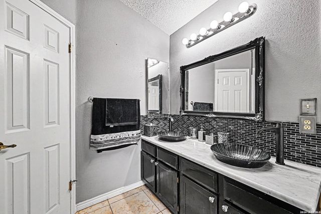 3624 Scenic, Schertz, TX 78108