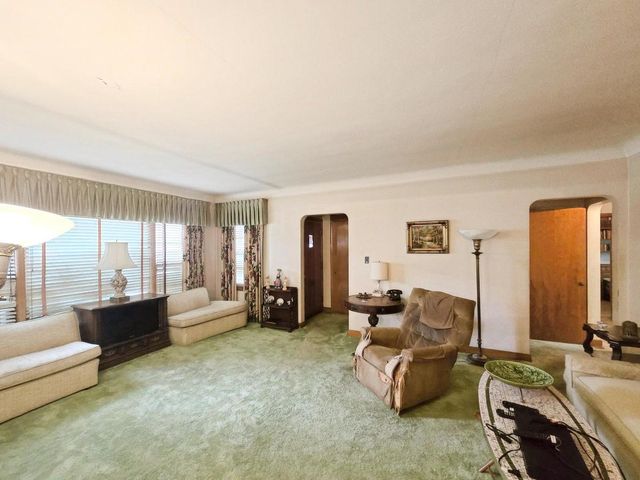 2201 N Harlem Avenue, Chicago, IL 60707