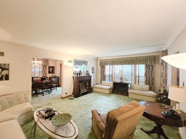 2201 N Harlem Avenue, Chicago, IL 60707