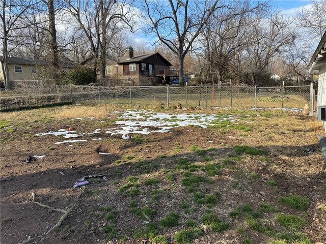 620 S Maple Street, Harrison, AR 72601